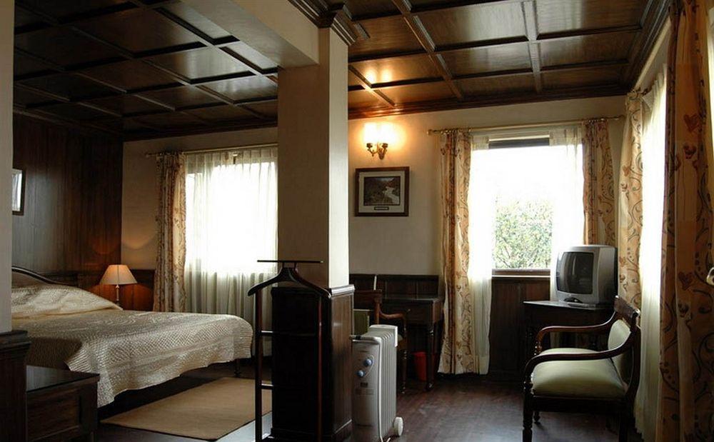 Welcomheritage Windsor Lodge Ranikhet Esterno foto